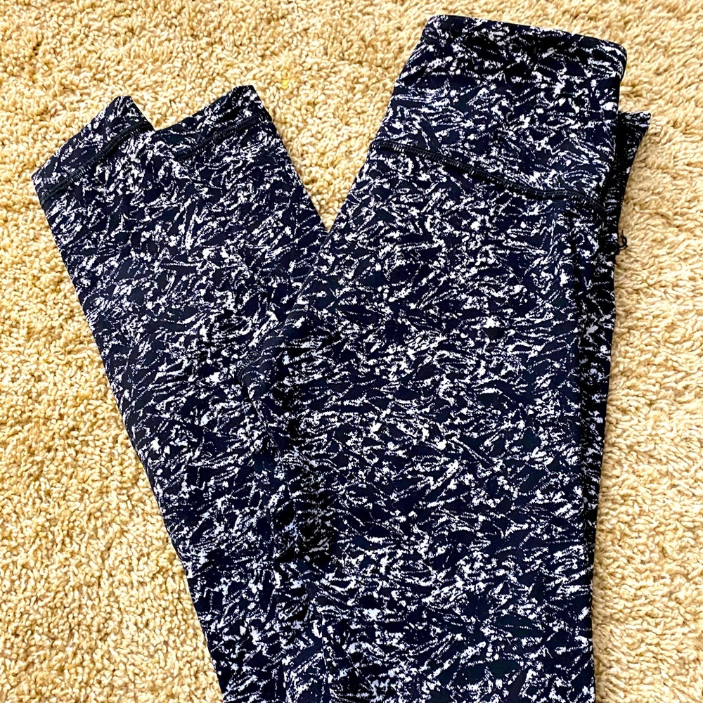 Lululemon Leggings Black White Small